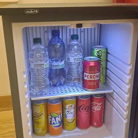 Suites Rome ゲストハウス ローマ