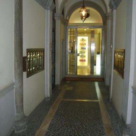 Suites Rome Pensjonat 4*