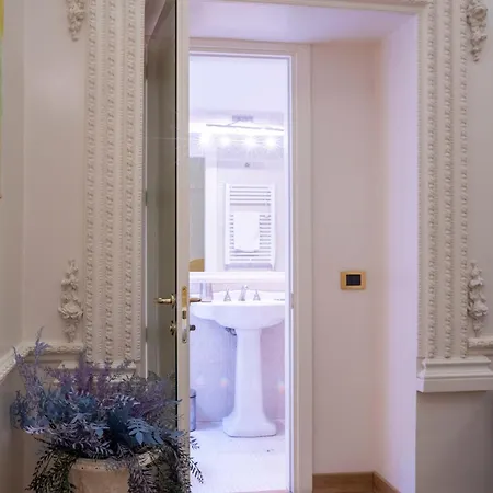 ゲストハウス Suites Rome 4*